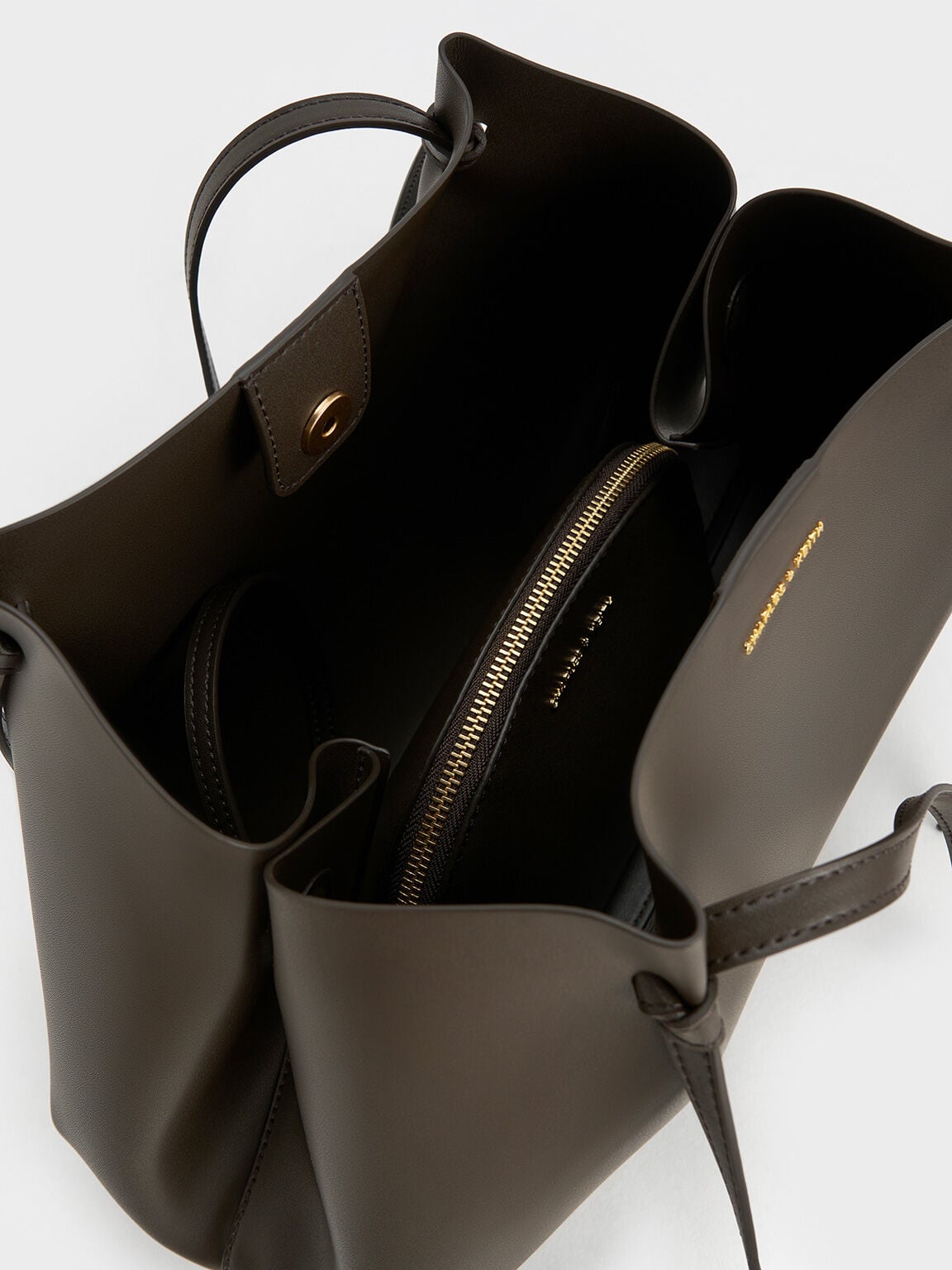 CHARLES & KEITH Essential | Calla Tote Bag - Dark Moss