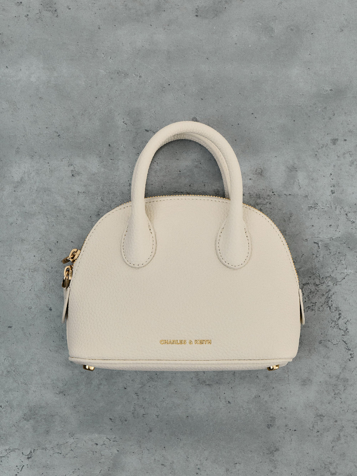 CHARLES & KEITH Trending | Beryl Bowling Bag - Cream