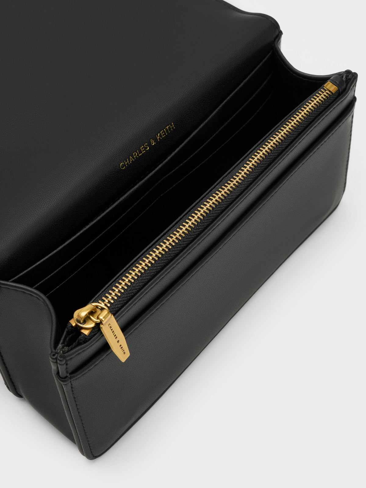 CHARLES & KEITH Customer Favorite | Paffuto Quilted Wallet On Chain - Black