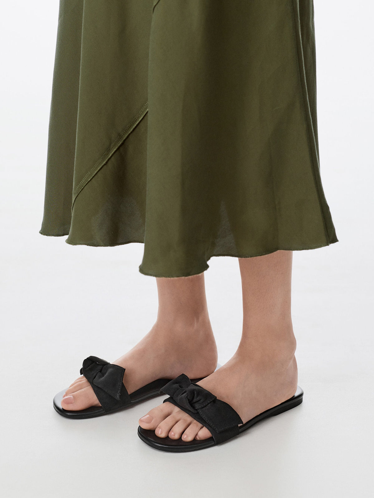 CHARLES & KEITH Featured | Anika Faux Suede Knot-Bow Slides - Black Textured