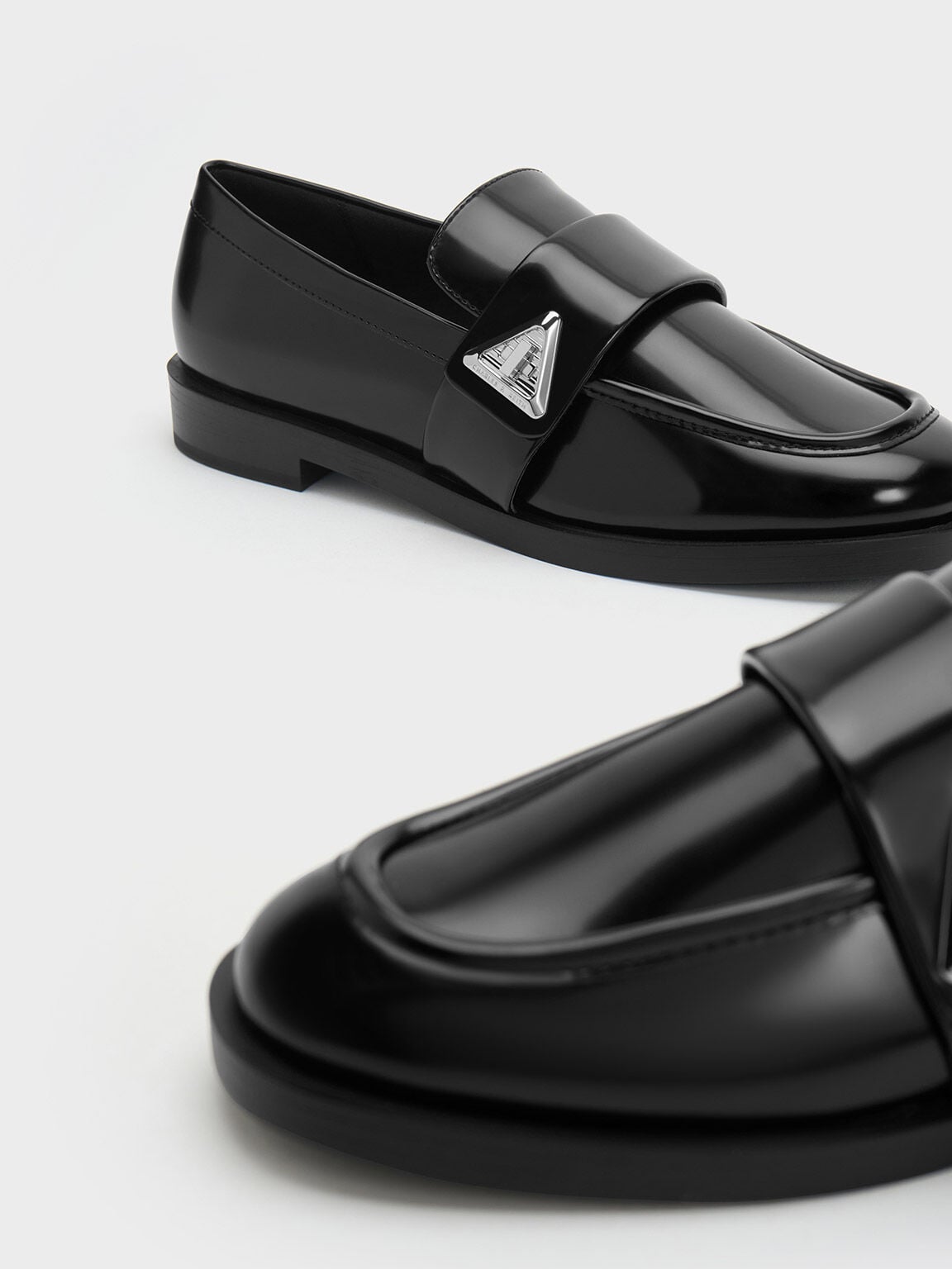 CHARLES & KEITH Trending | Trice Metallic Accent Loafers - Black Box