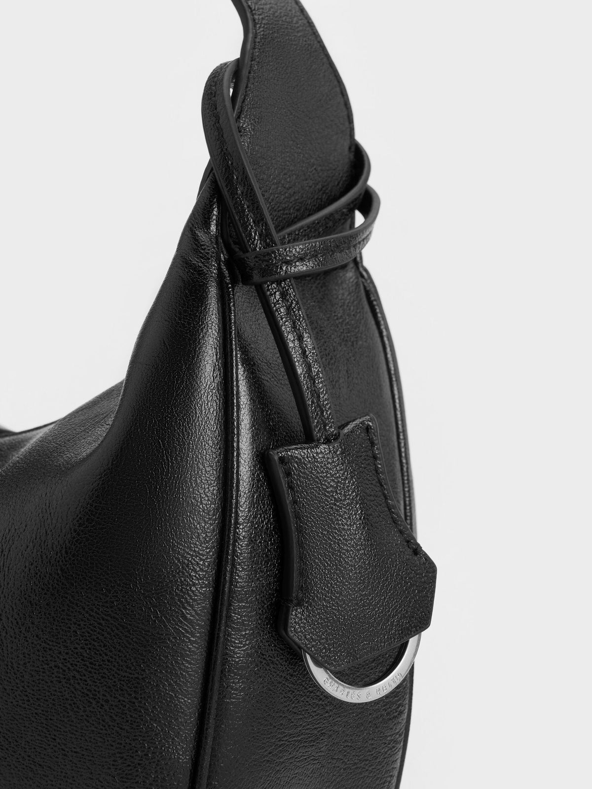 CHARLES & KEITH Exclusive | Large Vega Hobo Bag - Noir