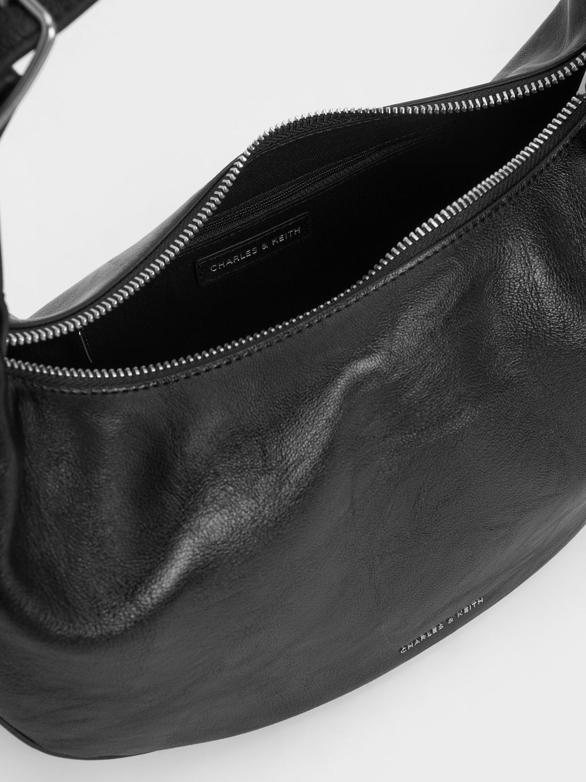 CHARLES & KEITH Exclusive | Large Vega Hobo Bag - Noir