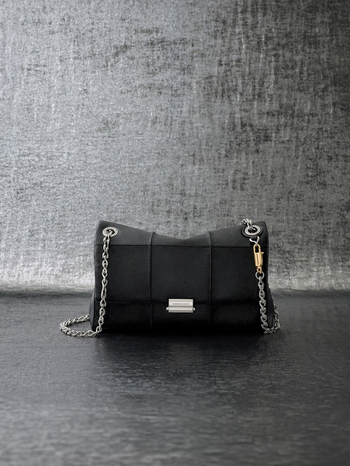 CHARLES & KEITH Smart Buy | Delfina Quilted Chain-Strap Shoulder Bag - Black