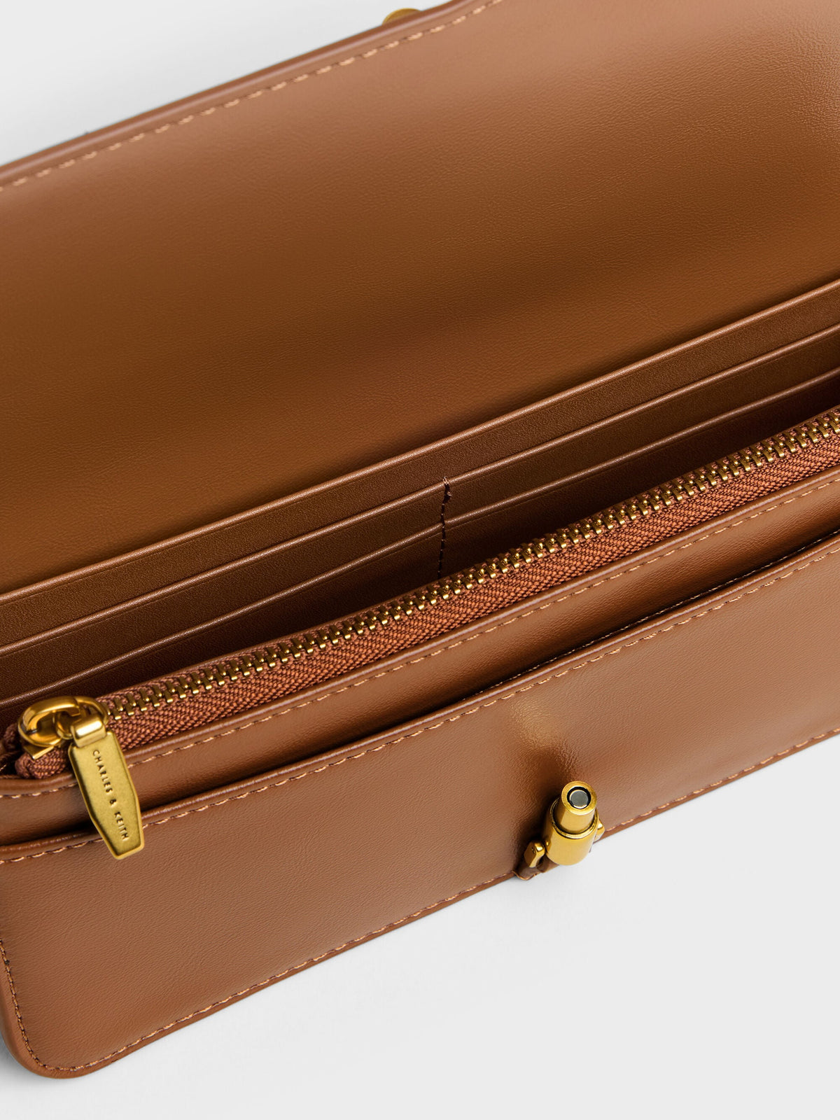 CHARLES & KEITH Premium | Cesia Wallet On Chain - Chocolate