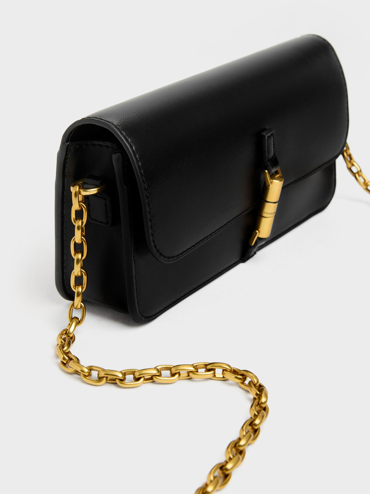 CHARLES & KEITH Popular | Cesia Wallet On Chain - Black