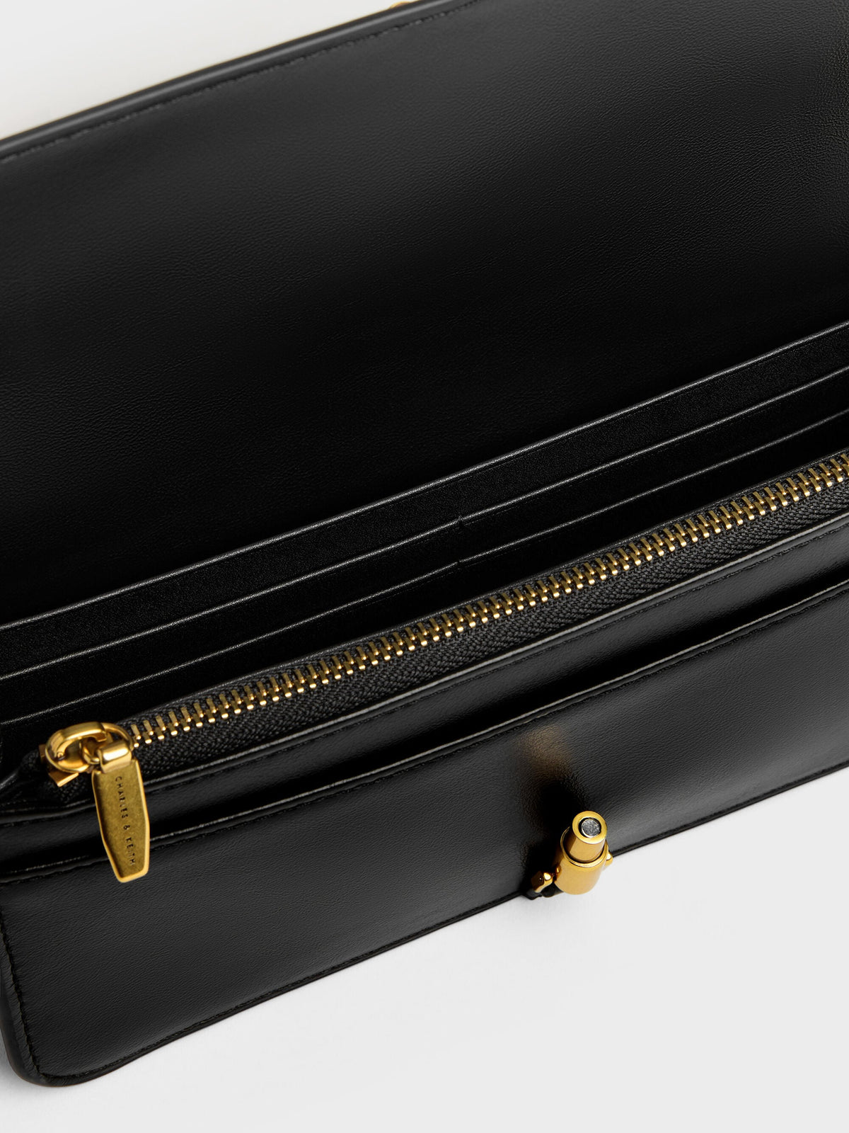 CHARLES & KEITH Popular | Cesia Wallet On Chain - Black