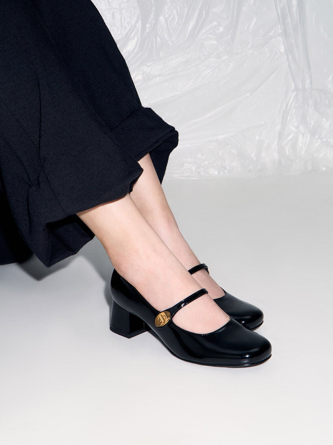 CHARLES & KEITH Essential | Hettie Patent Mary Jane Pumps - Black Patent
