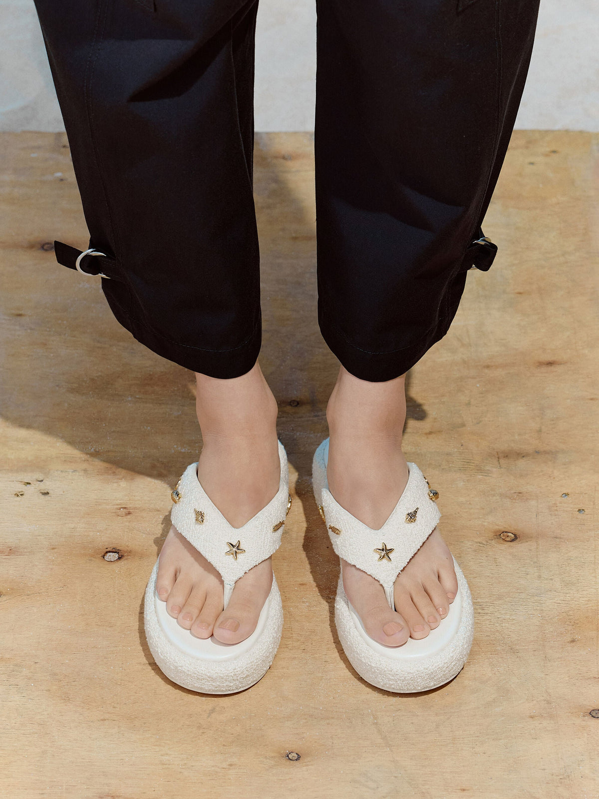 CHARLES & KEITH Recommended | Tweed Beach Flatform Thong Sandals - Chalk