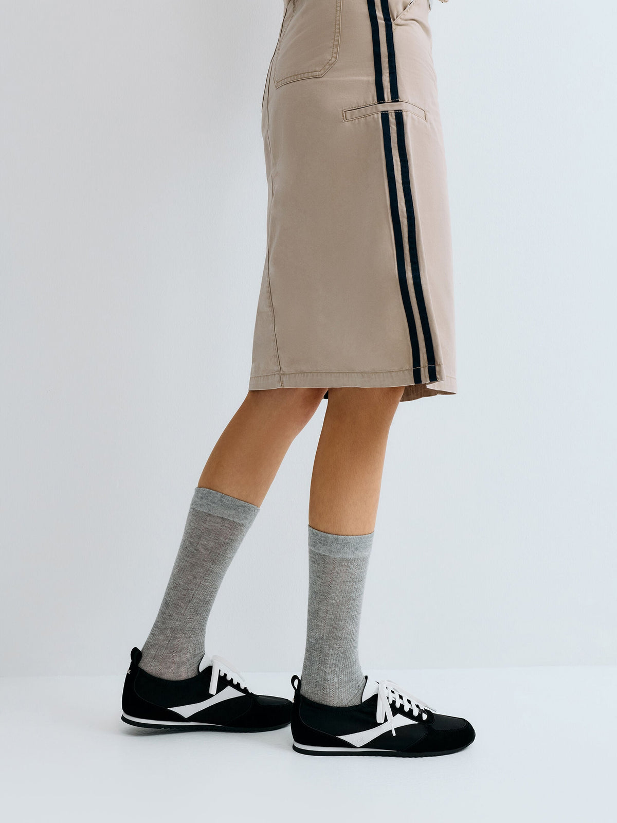 CHARLES & KEITH Essential | Jace Sneakers - Black Textured