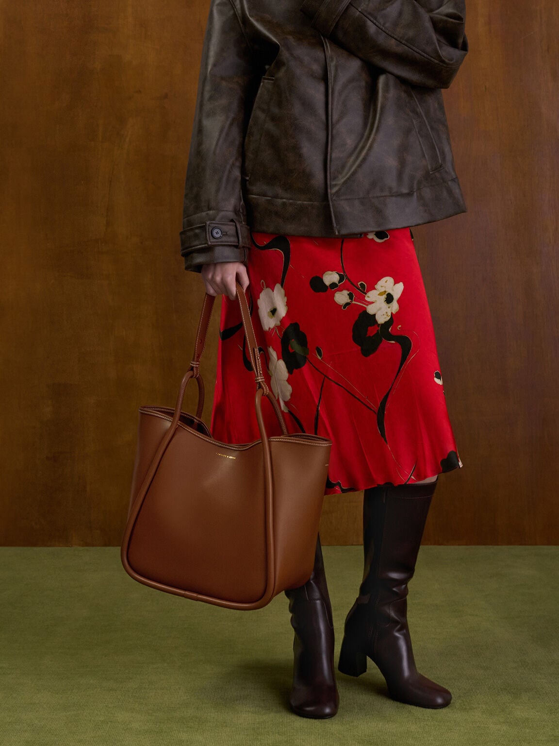 CHARLES & KEITH New | Lyla Tubular Slouchy Tote Bag - Chocolate