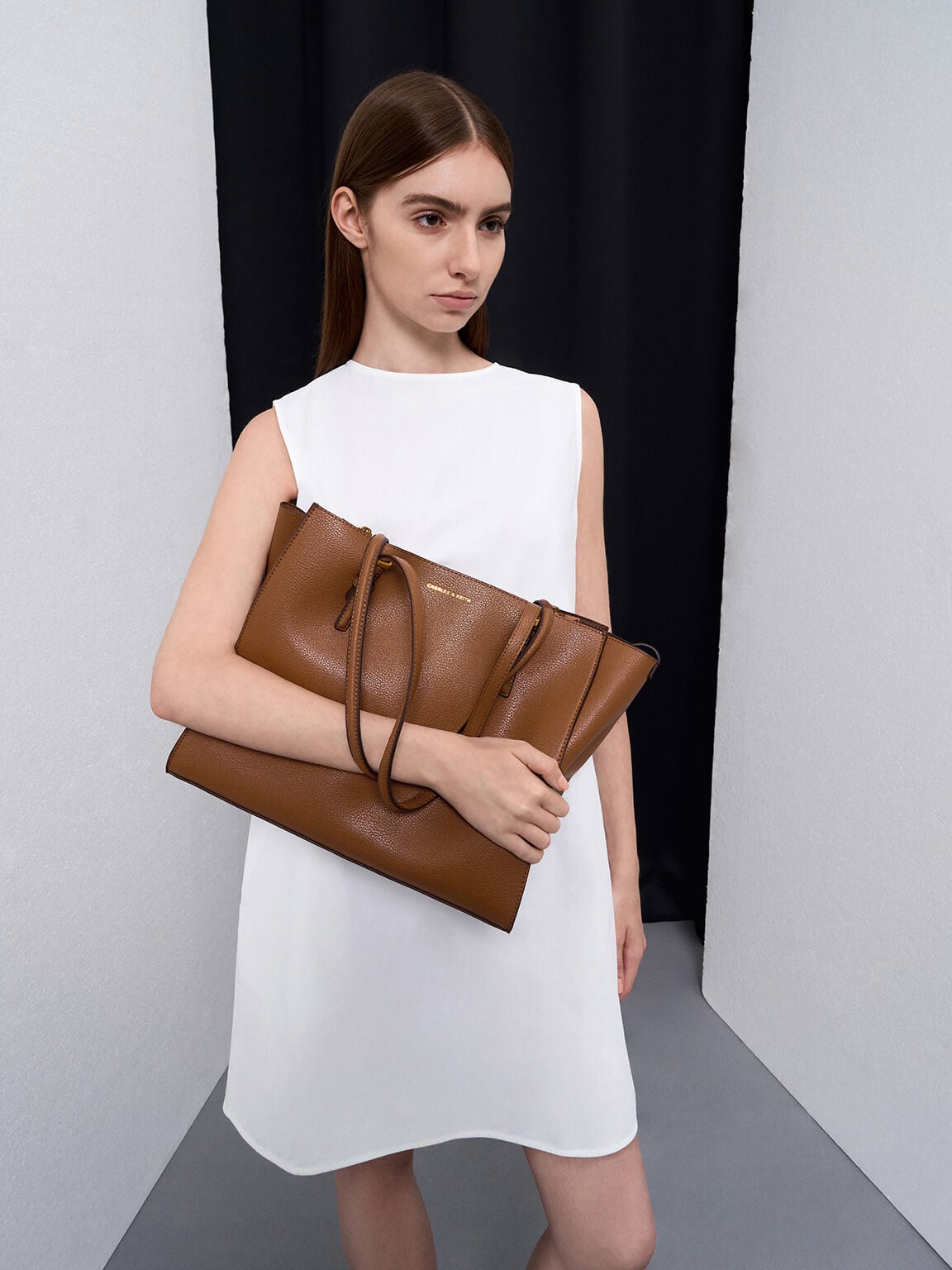 CHARLES & KEITH Smart Buy | Sansa Tote Bag - Chocolate