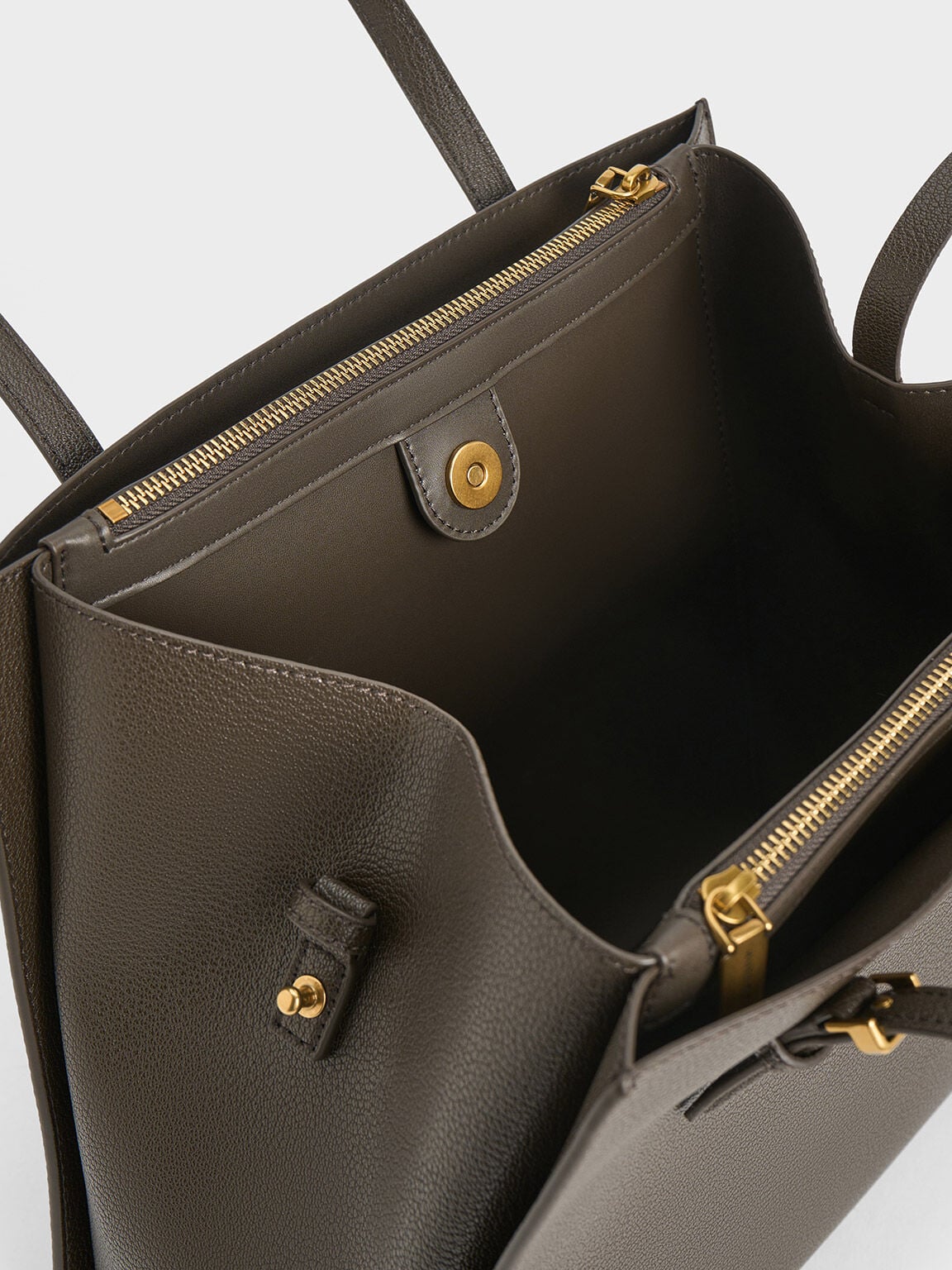 CHARLES & KEITH Value | Sansa Tote Bag - Dark Moss