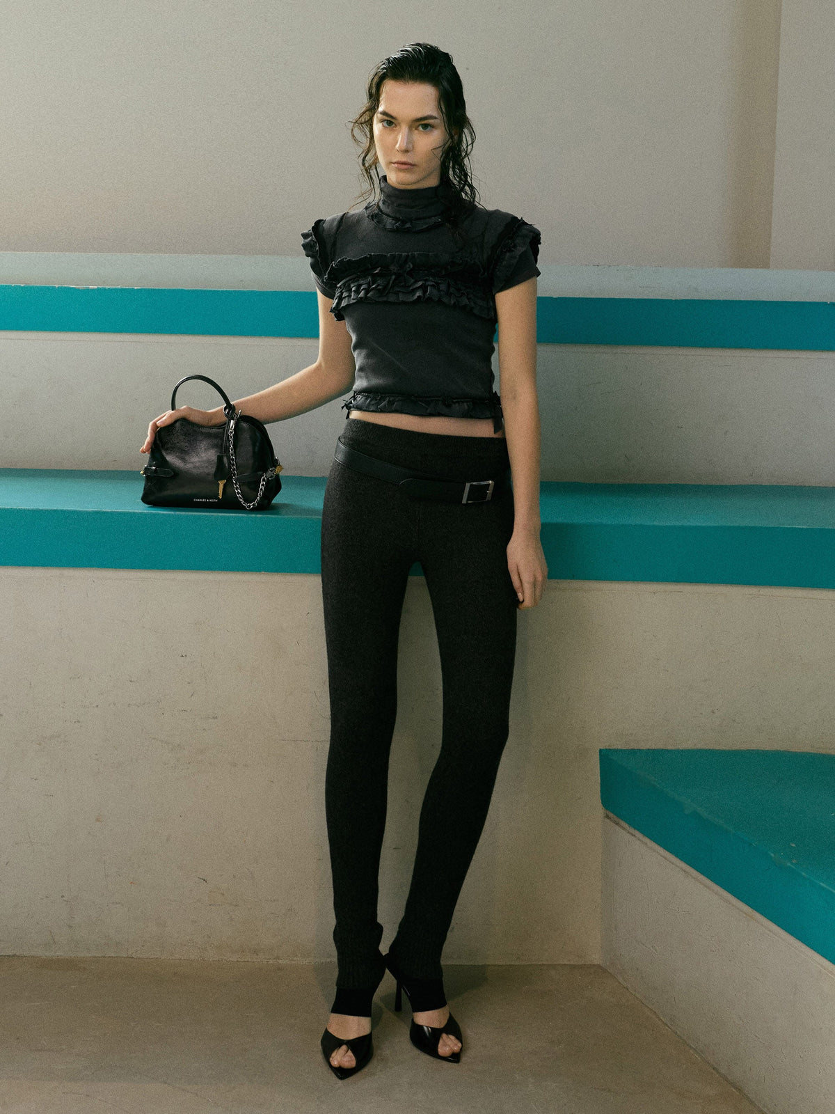 CHARLES & KEITH Trending | Delfina Chain Side-Belt Tote Bag - Noir