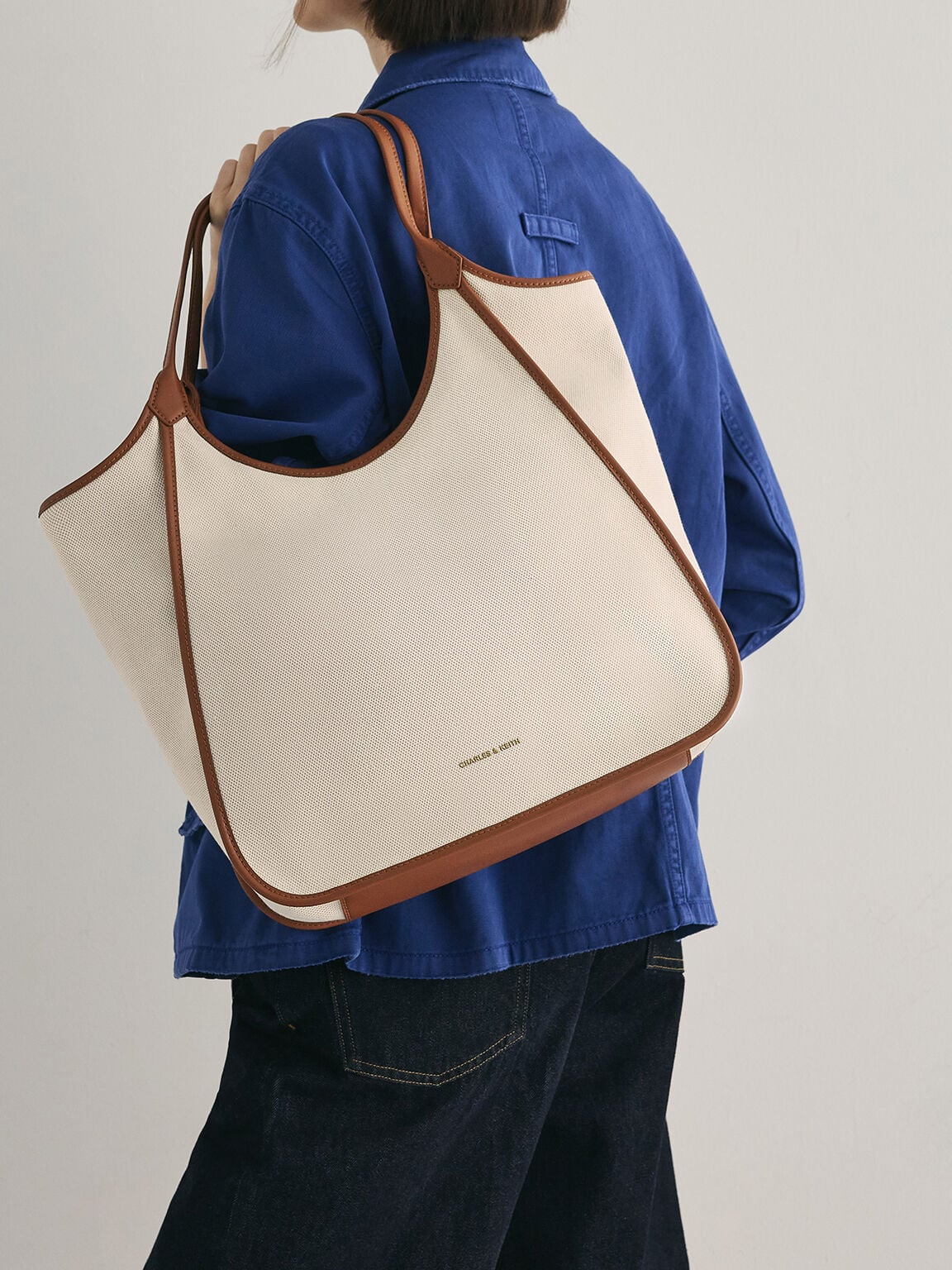 CHARLES & KEITH Essential | Sianna Canvas Contrast-Trim Tote Bag - Taupe Canvas