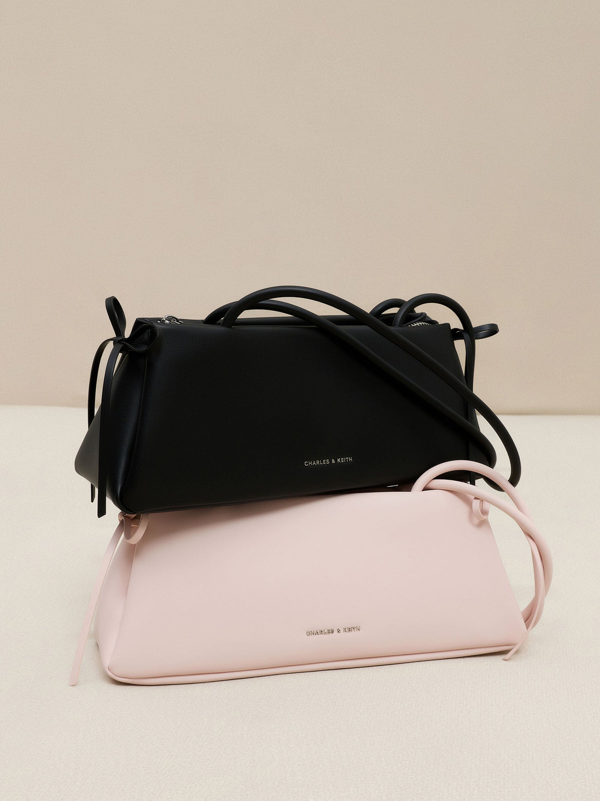 CHARLES & KEITH Exclusive | Hazel Bow Shoulder Bag - Noir