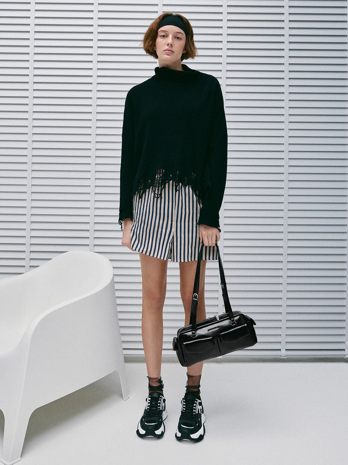 CHARLES & KEITH Trusted | Rachel Multi-Pocket Shoulder Bag - Noir