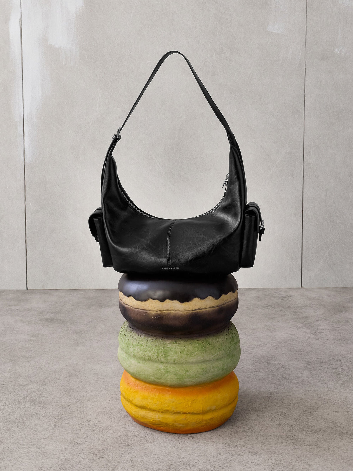 CHARLES & KEITH Best Price | Large Bessie Side-Pocket Hobo Bag - Noir
