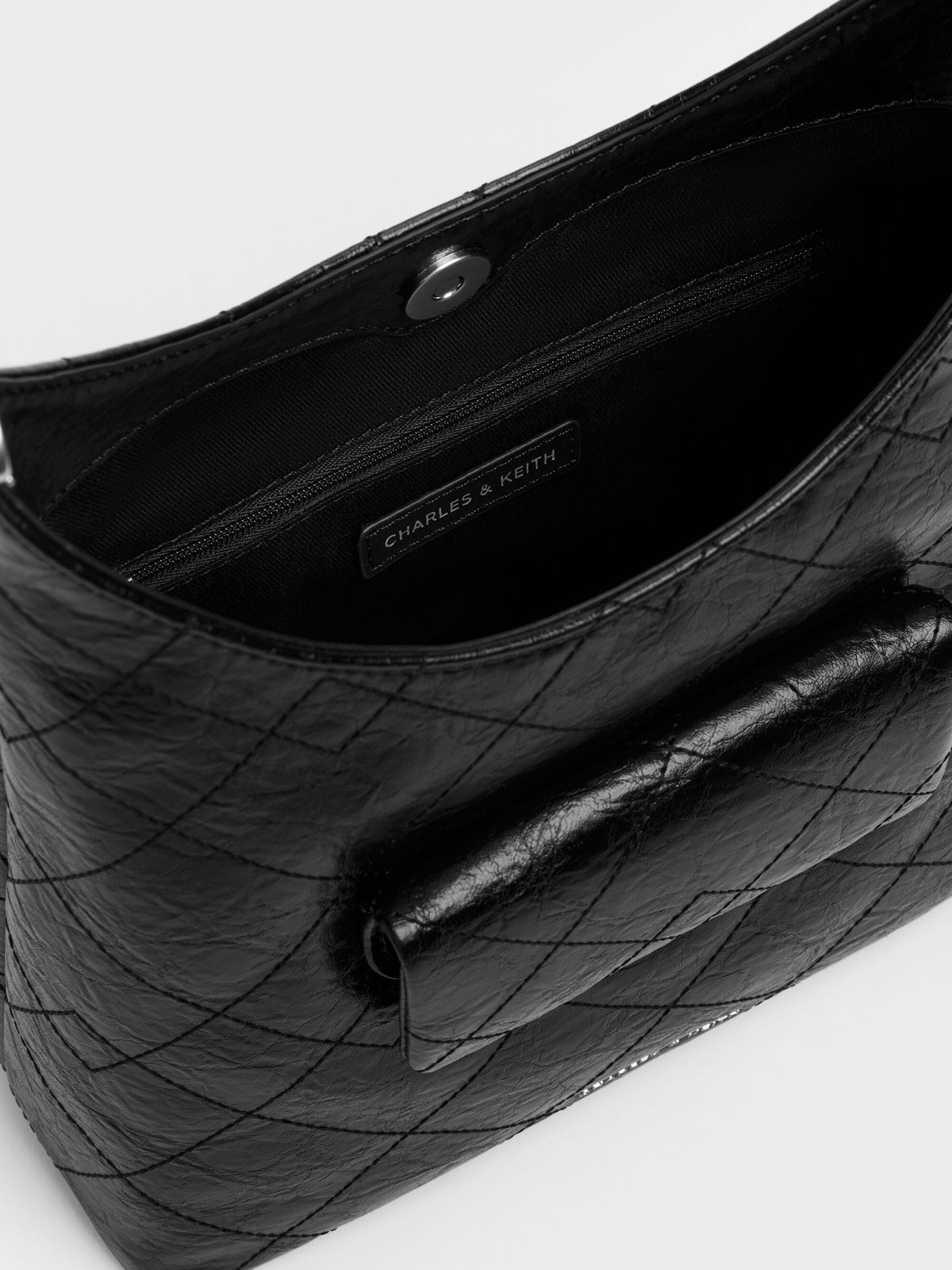 CHARLES & KEITH Trusted | Duo Quilted Front-Pocket Chain Hobo Bag - Noir