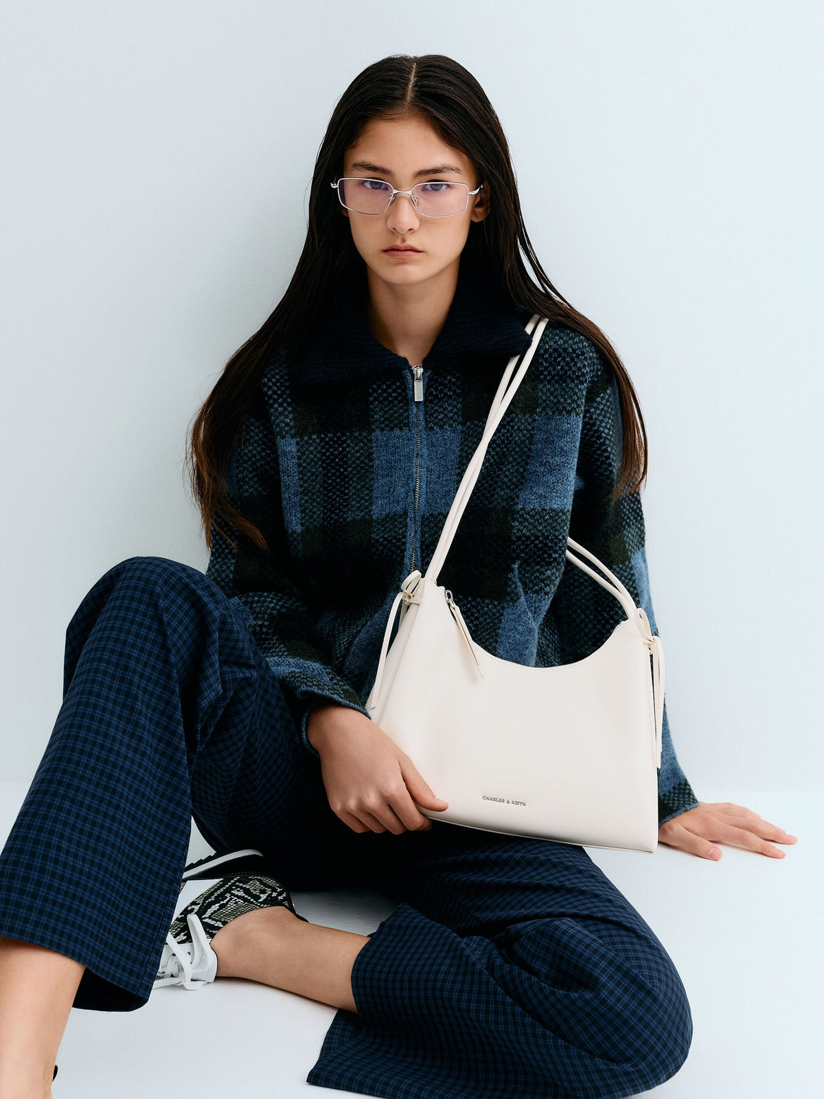 CHARLES & KEITH Essential | Hazel Bow Hobo Bag - Cream