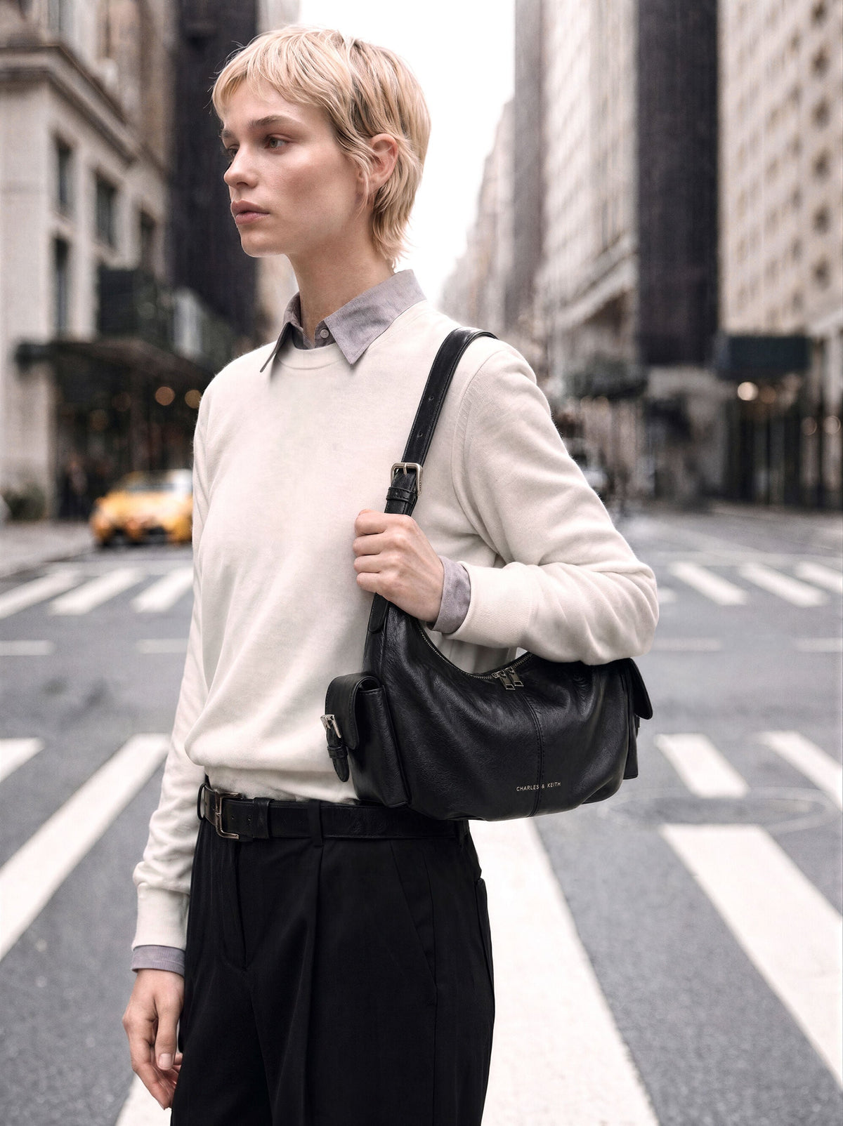 CHARLES & KEITH Special Offer | Bessie Side-Pocket Hobo Bag - Noir