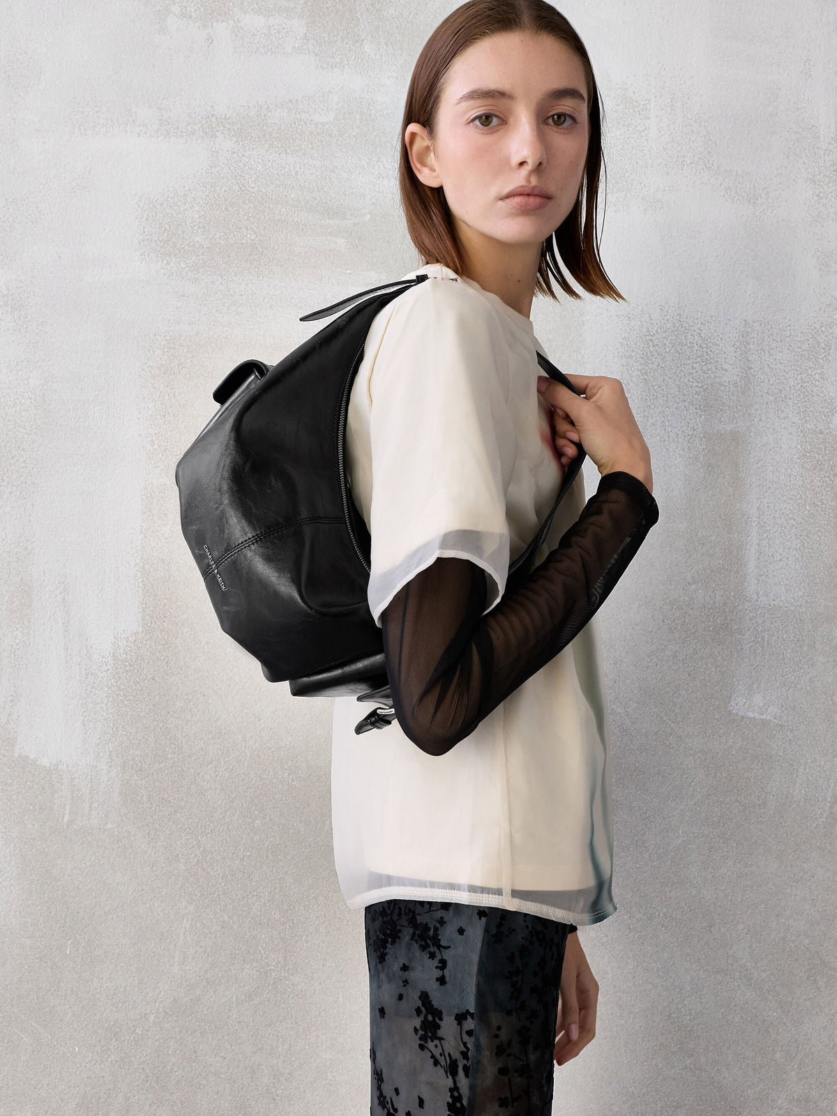CHARLES & KEITH Special Offer | Bessie Side-Pocket Hobo Bag - Noir