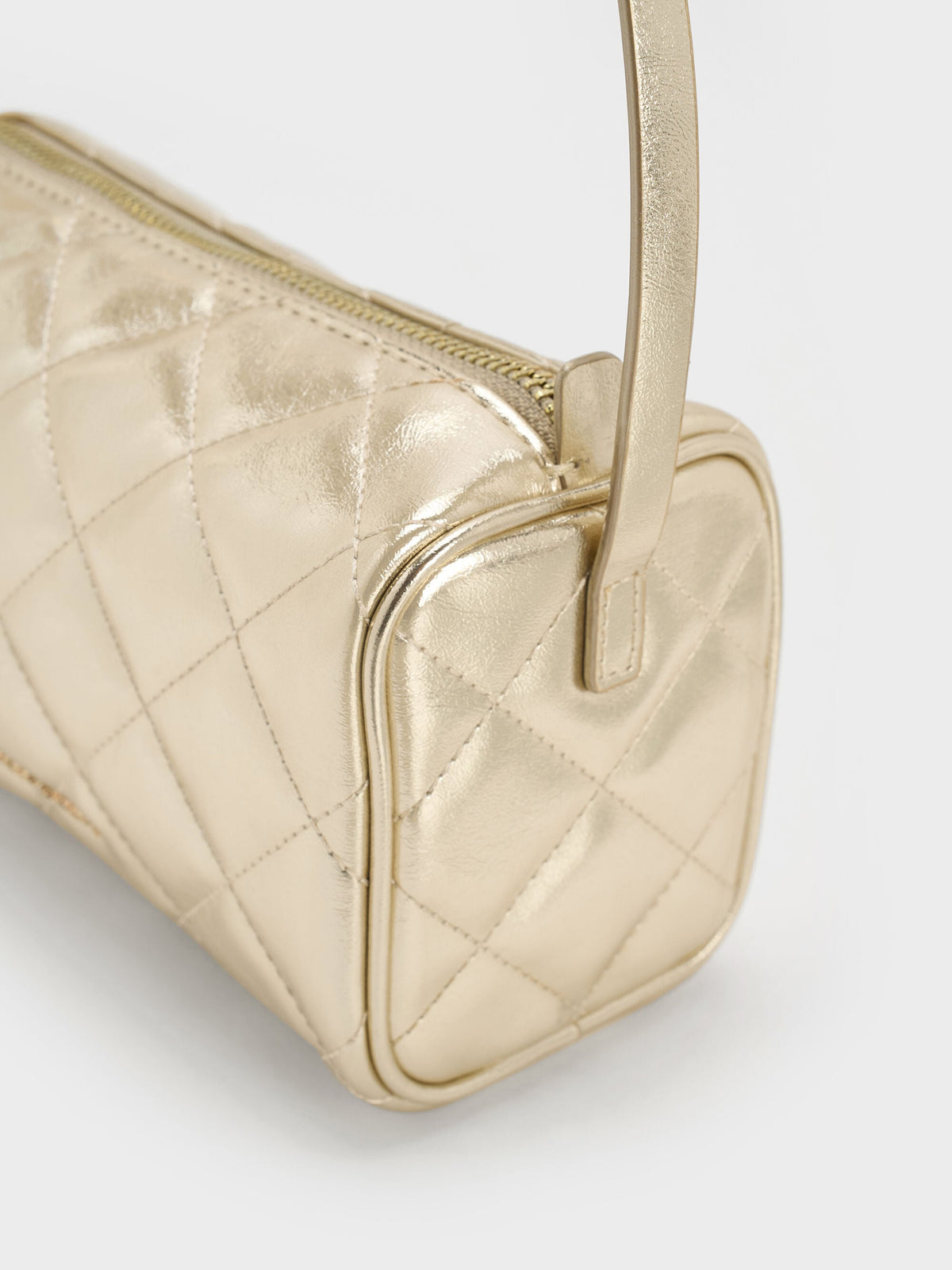 CHARLES & KEITH Top Pick | Janie Metallic Quilted Shoulder Bag - Champagne