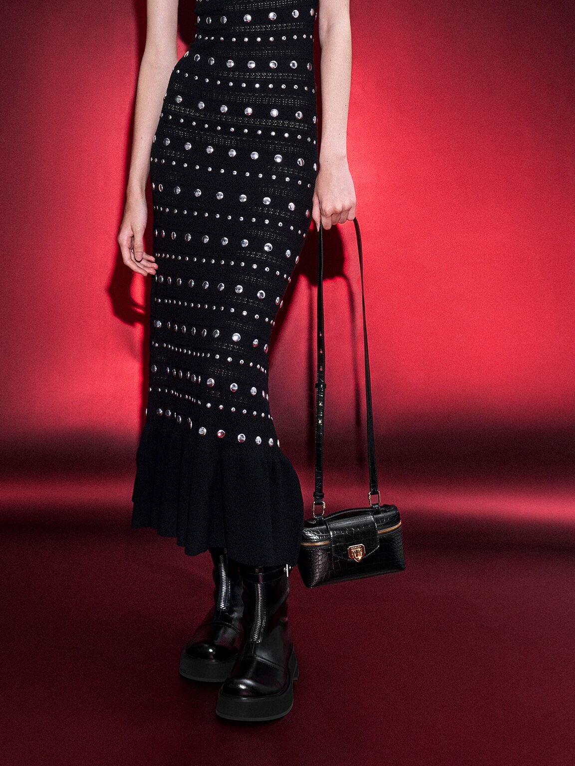 CHARLES & KEITH Trending | Arwen Croc-Effect Top Handle Vanity Bag - Black