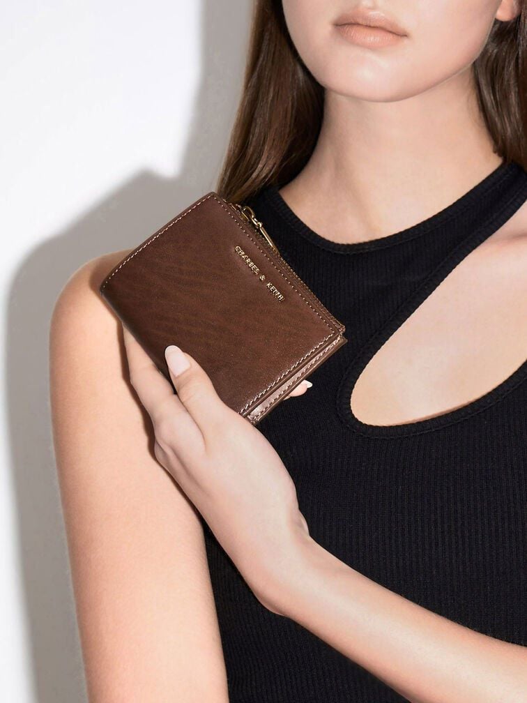 CHARLES & KEITH Value | Harmonee Top-Zip Small Wallet - Chocolate