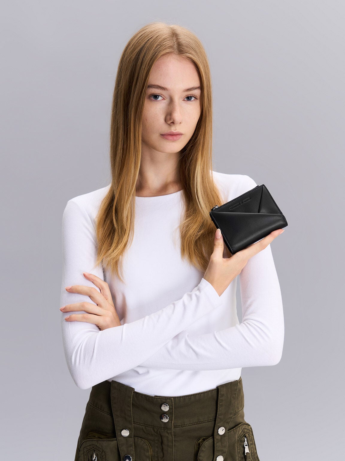 CHARLES & KEITH Premium | Midori Geometric Top-Zip Wallet - Noir