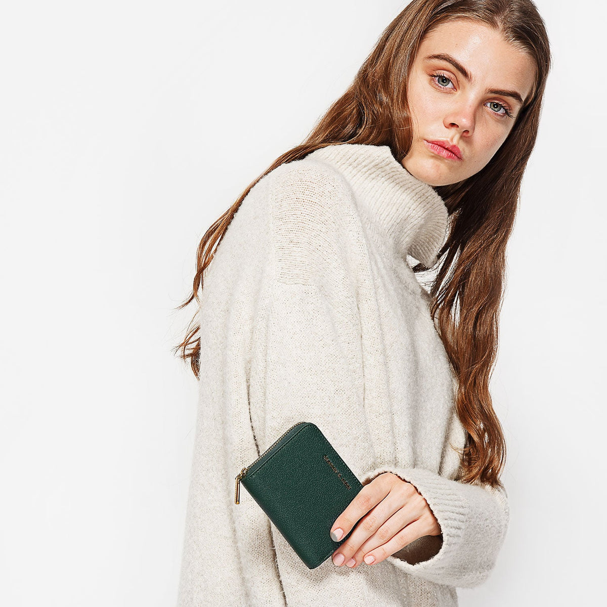 CHARLES & KEITH Signature | Basic Square Wallet - Green