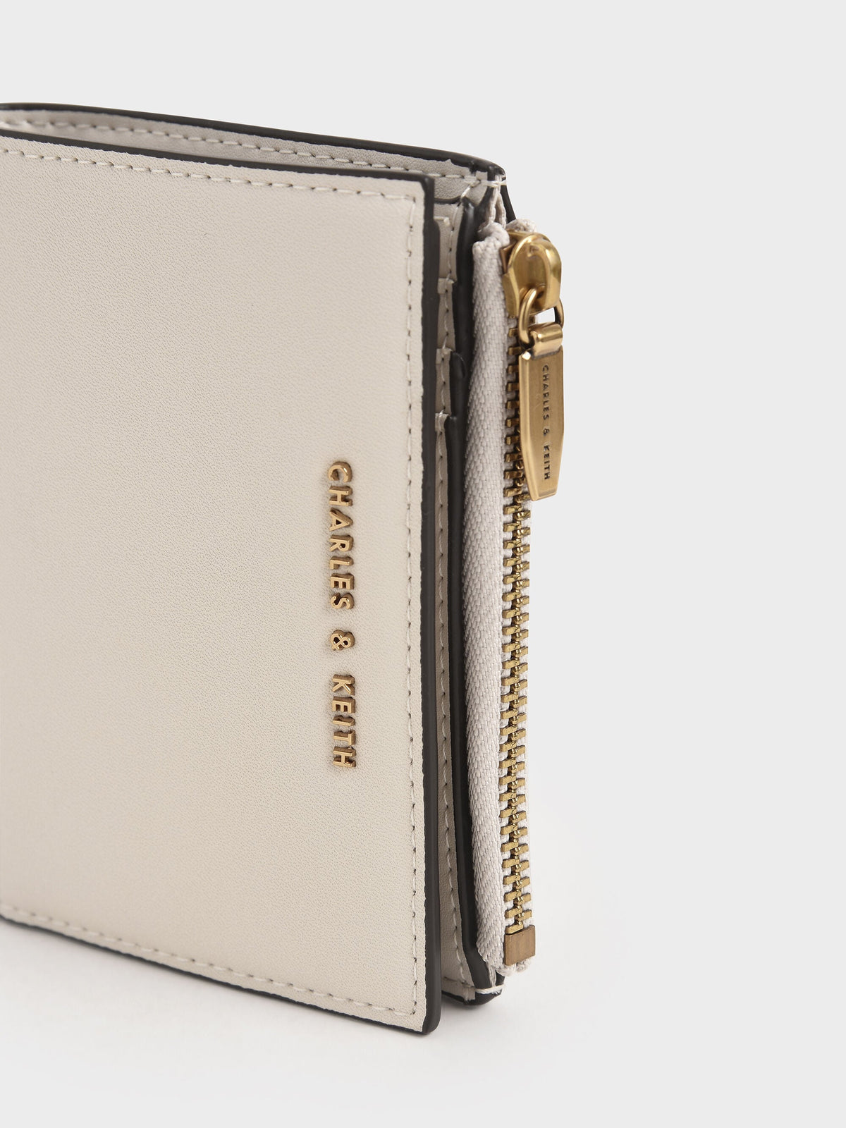 CHARLES & KEITH Recommended | Harmonee Top-Zip Small Wallet - Ivory