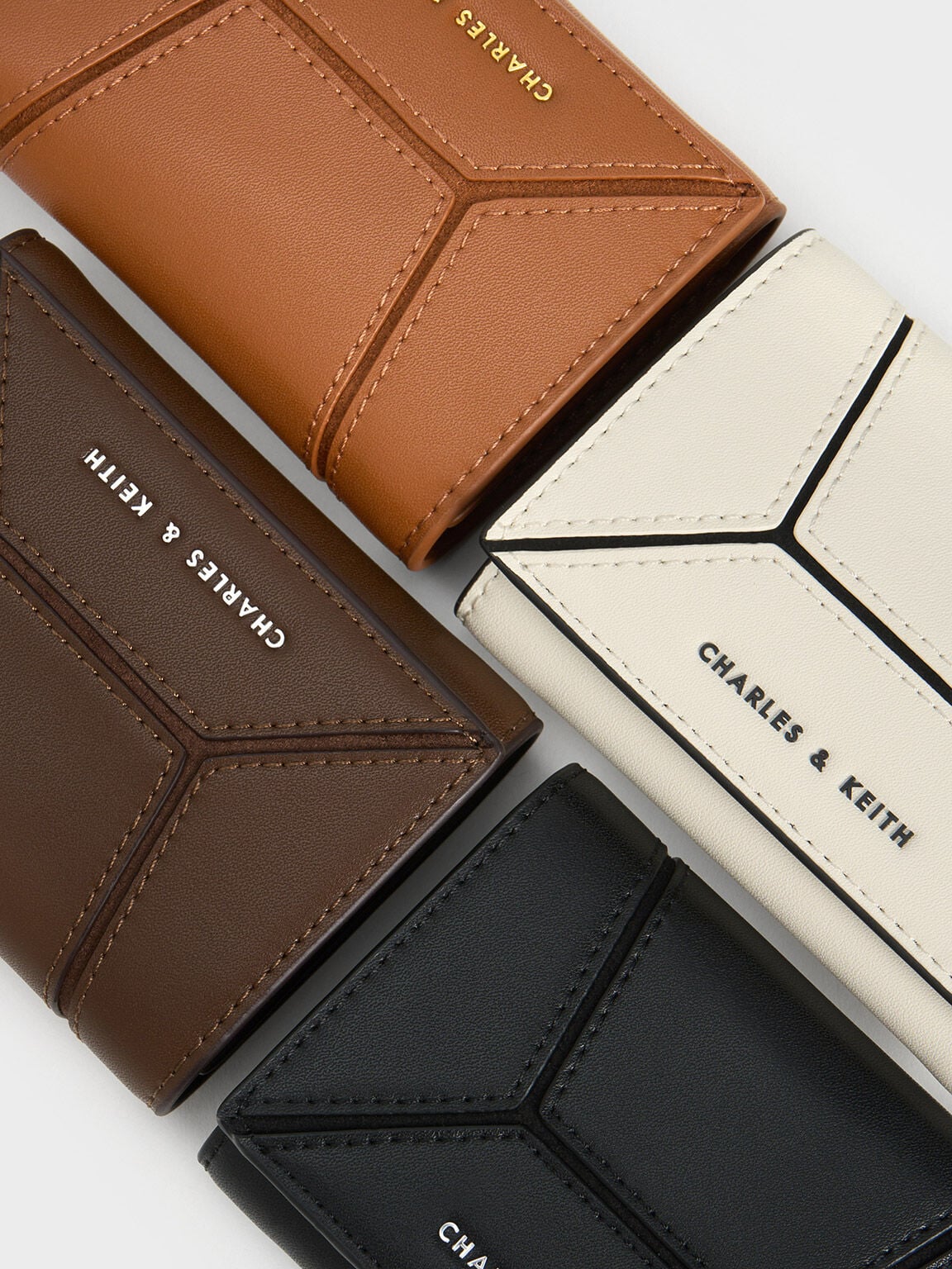CHARLES & KEITH Quality | Nasrin Geometric Wallet - Noir