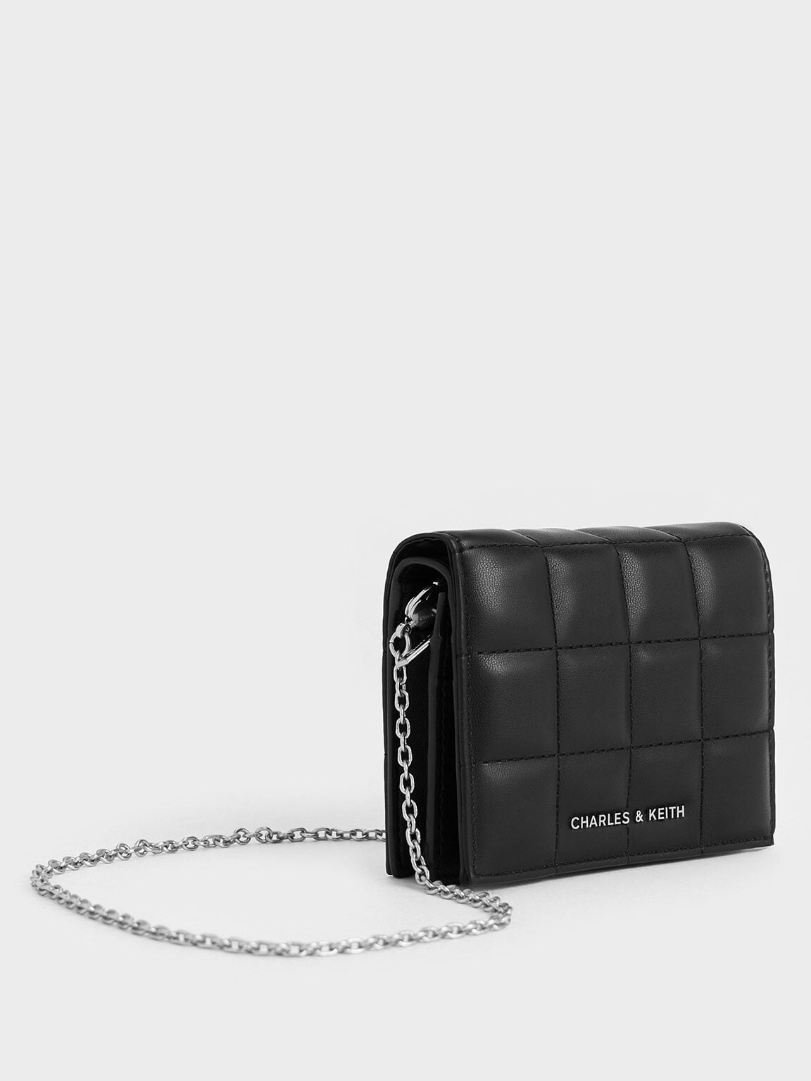CHARLES & KEITH Everyday | Cassia Quilted Wallet On Chain - Noir