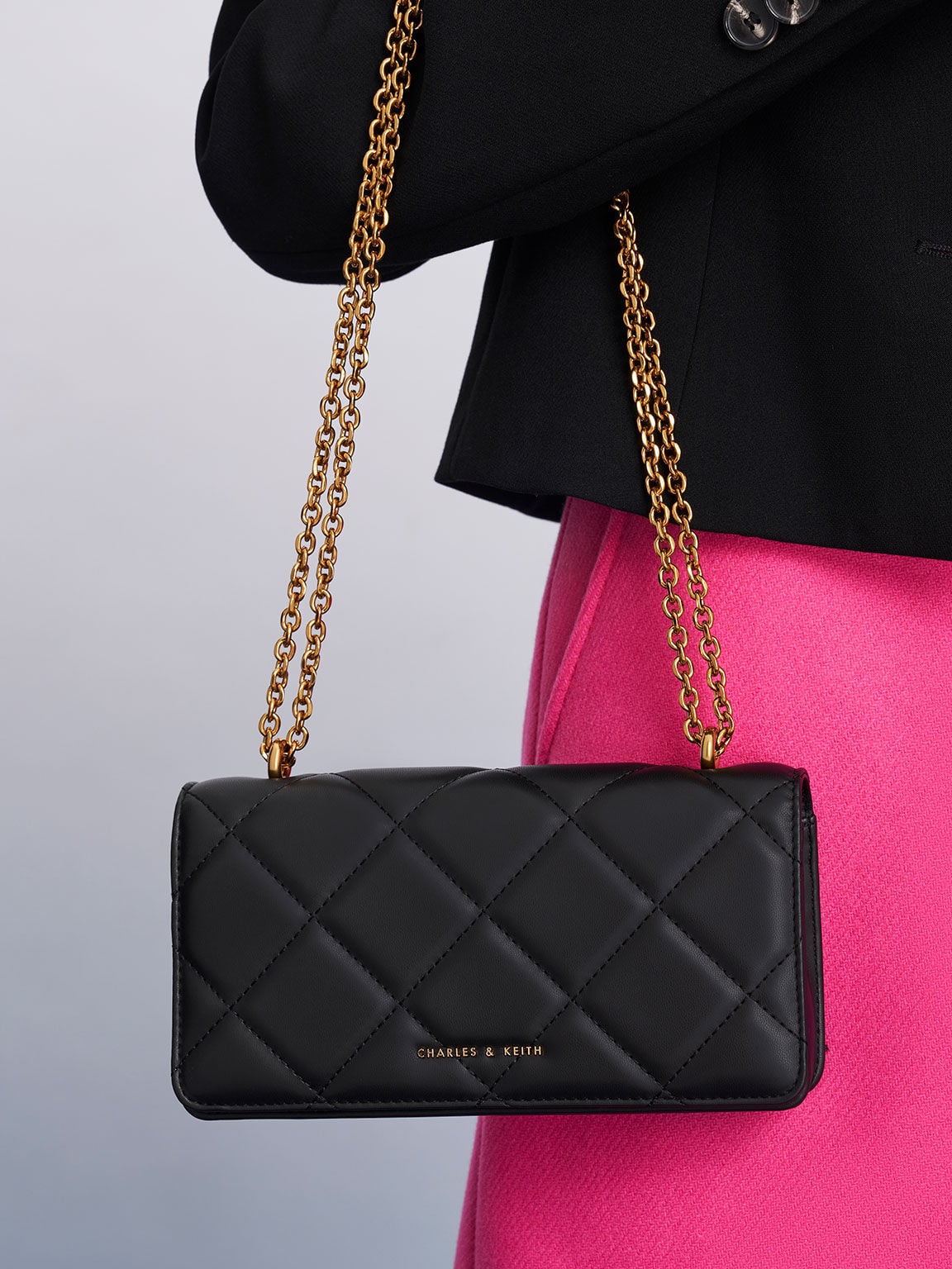 CHARLES & KEITH Customer Favorite | Paffuto Quilted Wallet On Chain - Black