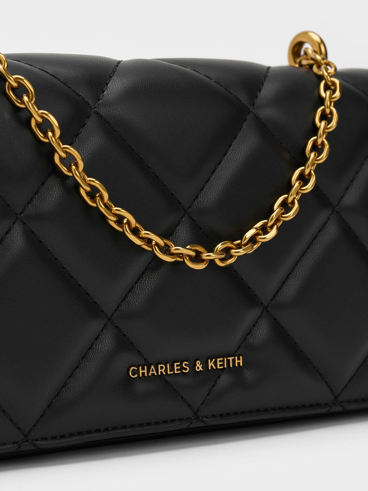 CHARLES & KEITH Customer Favorite | Paffuto Quilted Wallet On Chain - Black