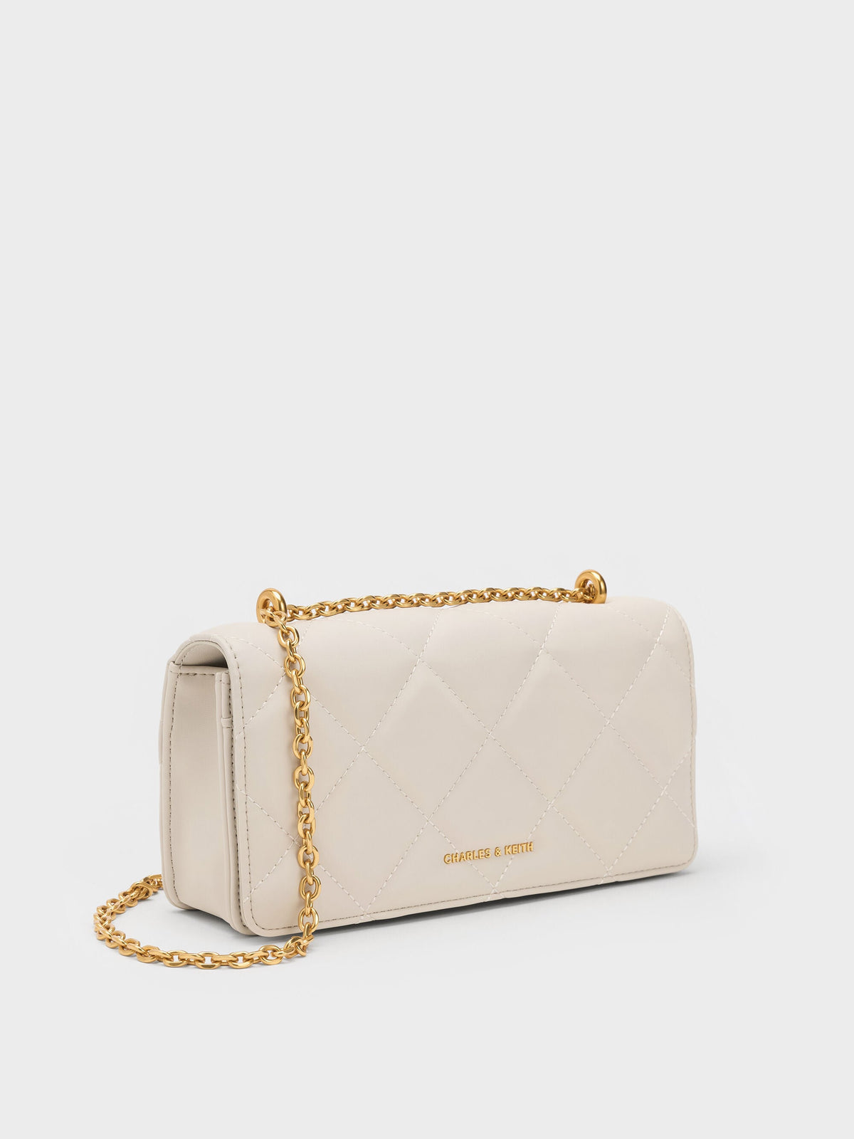 CHARLES & KEITH Trending | Paffuto Quilted Wallet On Chain - Cream