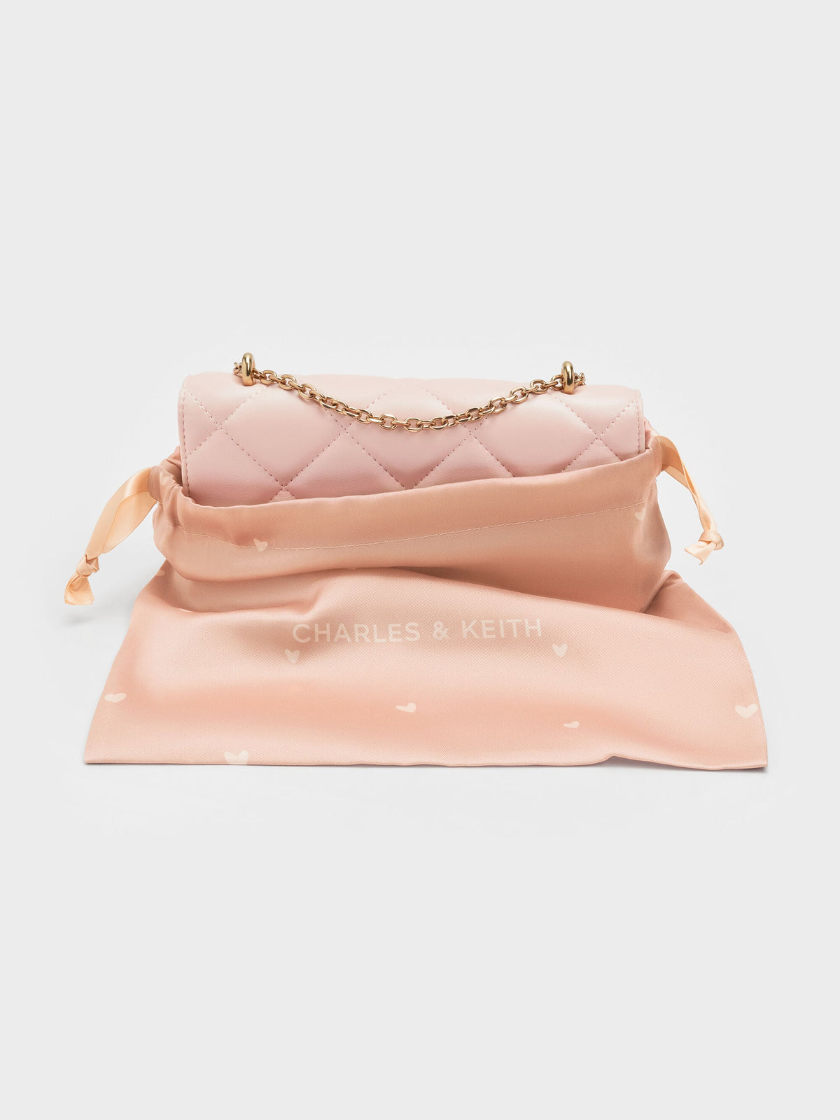 CHARLES & KEITH Sale | Paffuto Quilted Wallet On Chain - Soft Pink