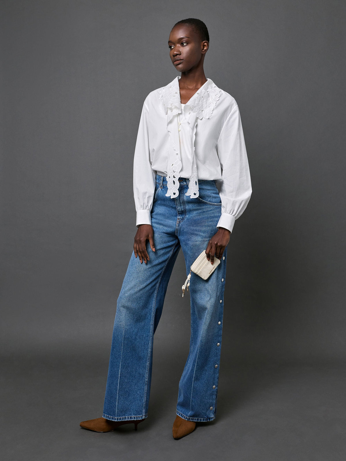 CHARLES & KEITH Great Value | Ciara Top-Zip Card Holder - Cream