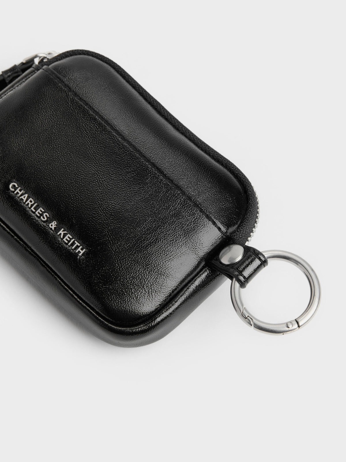 CHARLES & KEITH Essential | Tatiana Zip-Around Card Holder - Noir