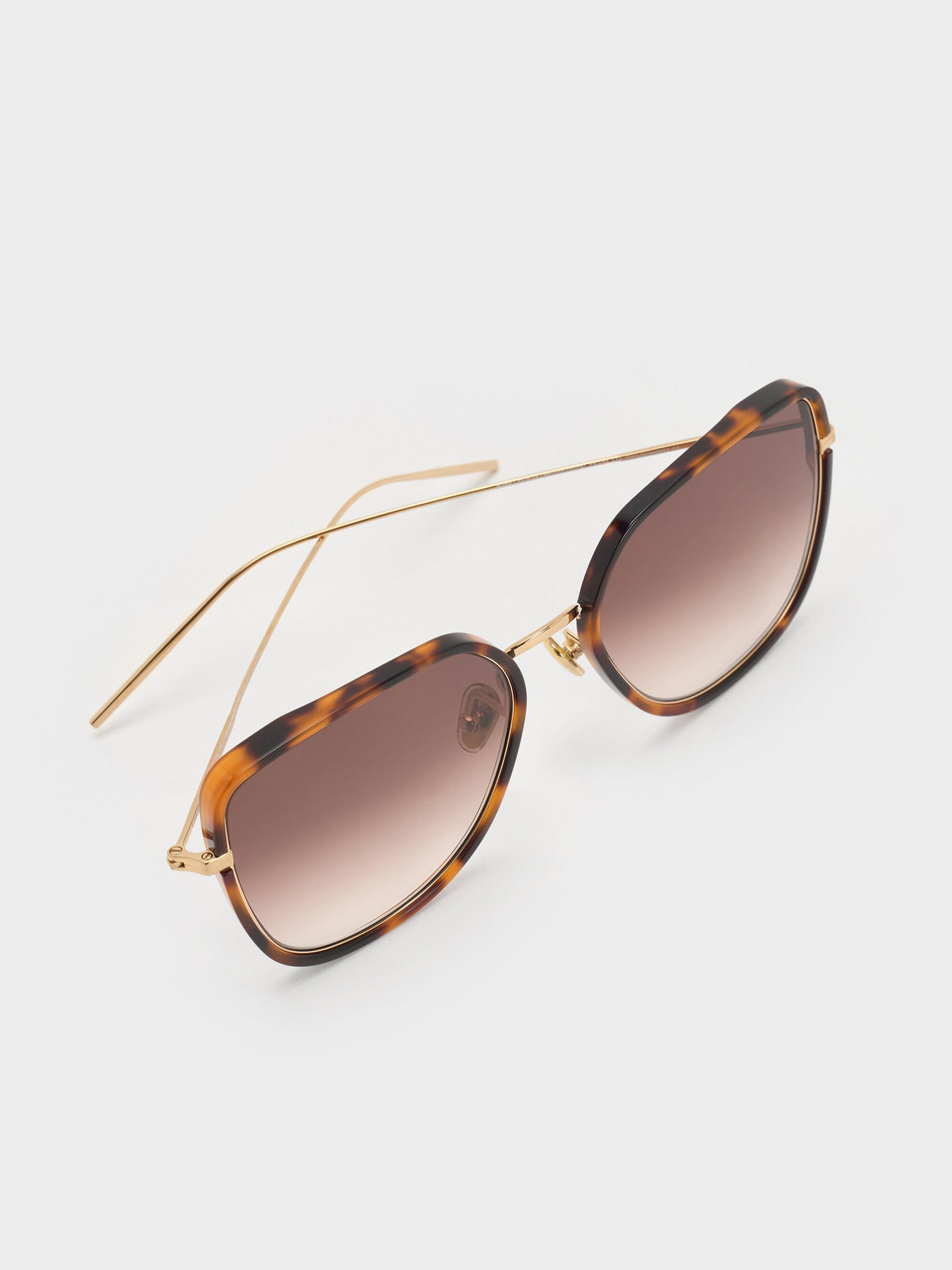 CHARLES & KEITH Top Pick | Lisbeth Tortoiseshell Butterfly Sunglasses - T. Shell