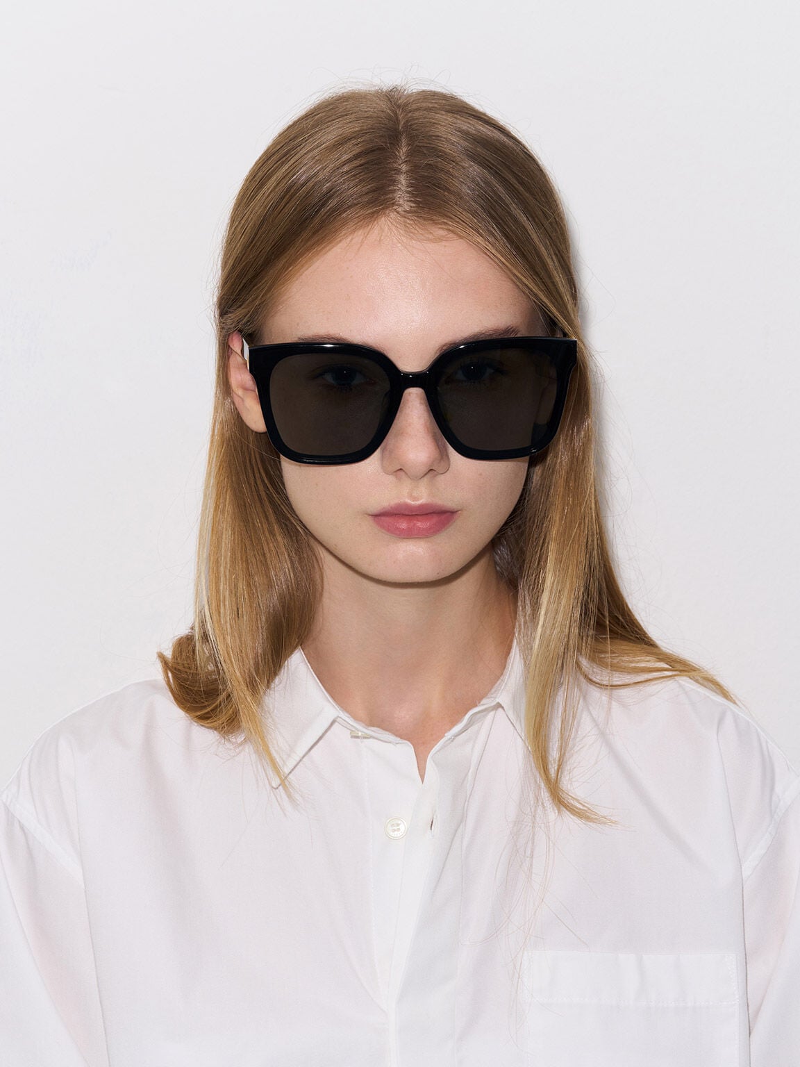 CHARLES & KEITH Smart Buy | Gabine Oversized Butterfly Sunglasses - Black